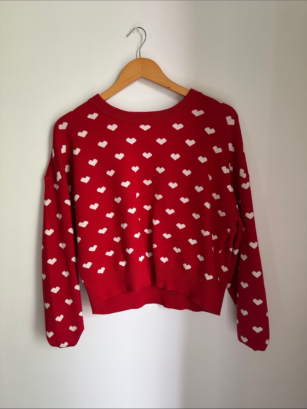 Pink Rose Red Crewneck Sweater with White Heart Print